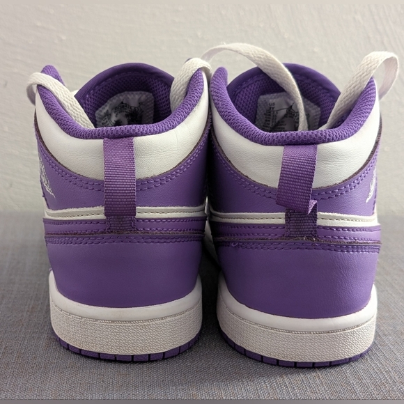 Nike Air Jordan 1 Mid Purple Venom, size 3Y - Picture 6 of 7